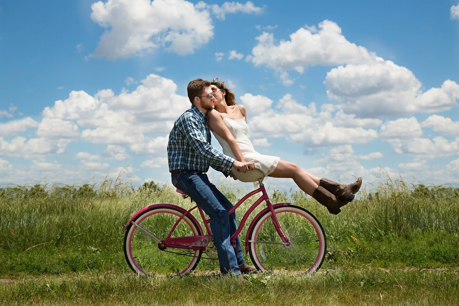 Partneranalyse: Hat mein Partner noch alle Tassen im Schrank?! (c) Karen Warfel / pixabay.de